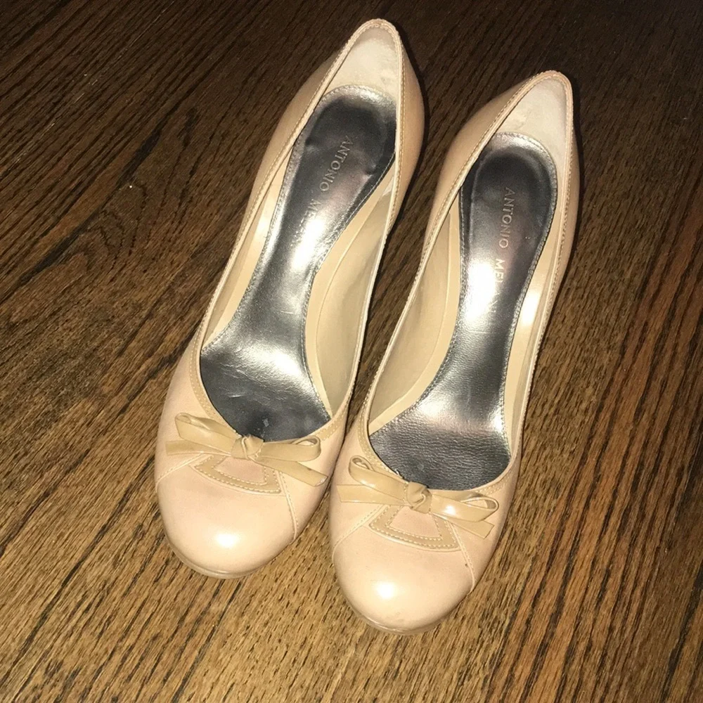 Antonio Melani pumps